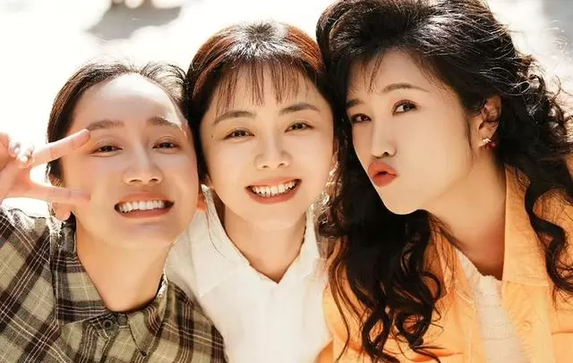 《我的山与海》大结局播出，郝倩倩买房成现实落点，方婉之亲情选择引观众持续讨论 情报图