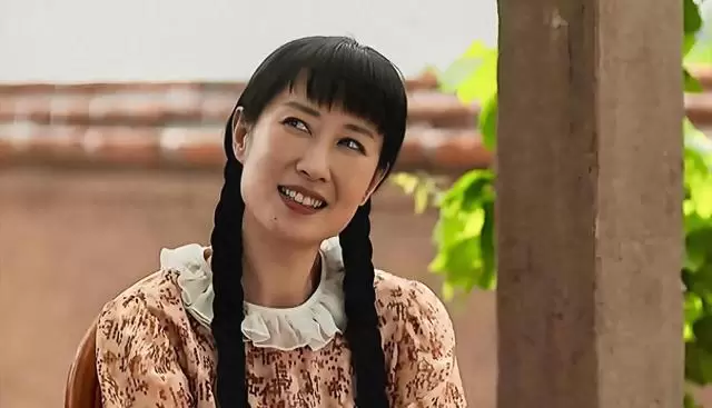 《父母爱情》葛美霞角色再审视：三十年身份追赶与军官太太生存逻辑 相关图片